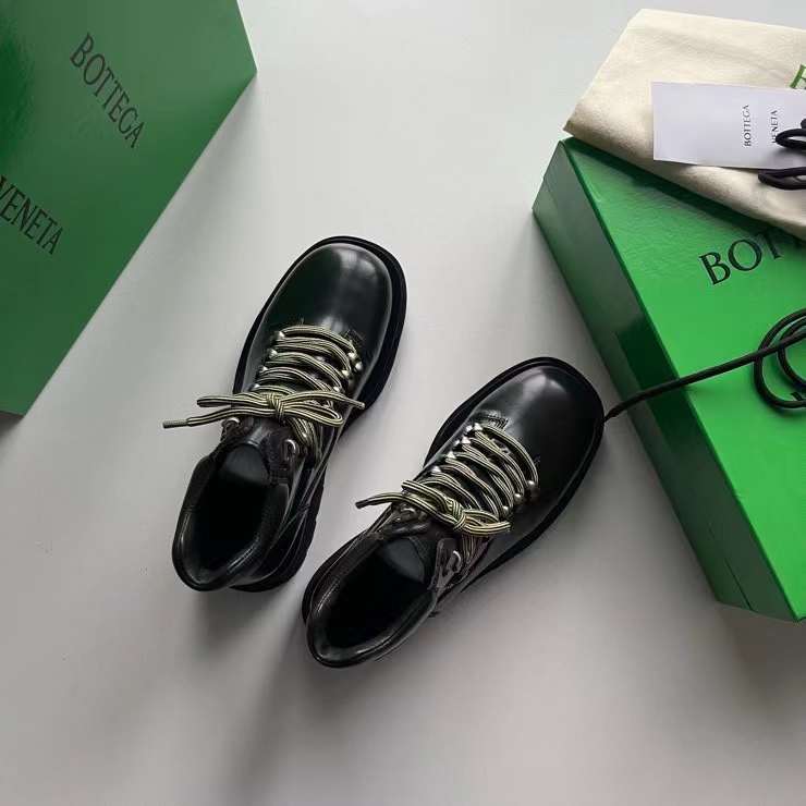 보테가베네타 2023 러그 하이킹 레이스업 부츠 슈즈 스니커즈 구두 더비 신발